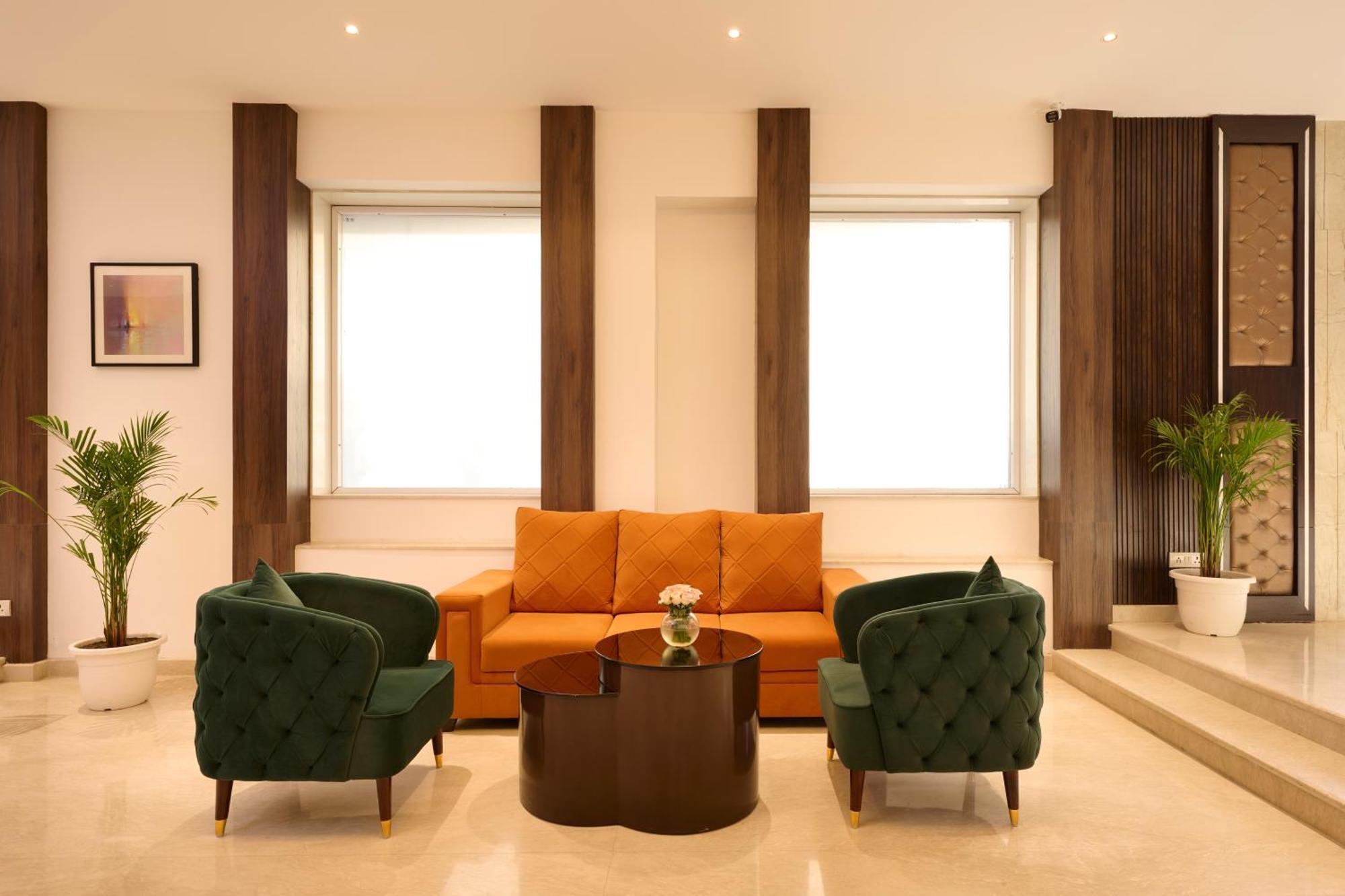 Delite Sarovar Portico Faridabad Exterior photo